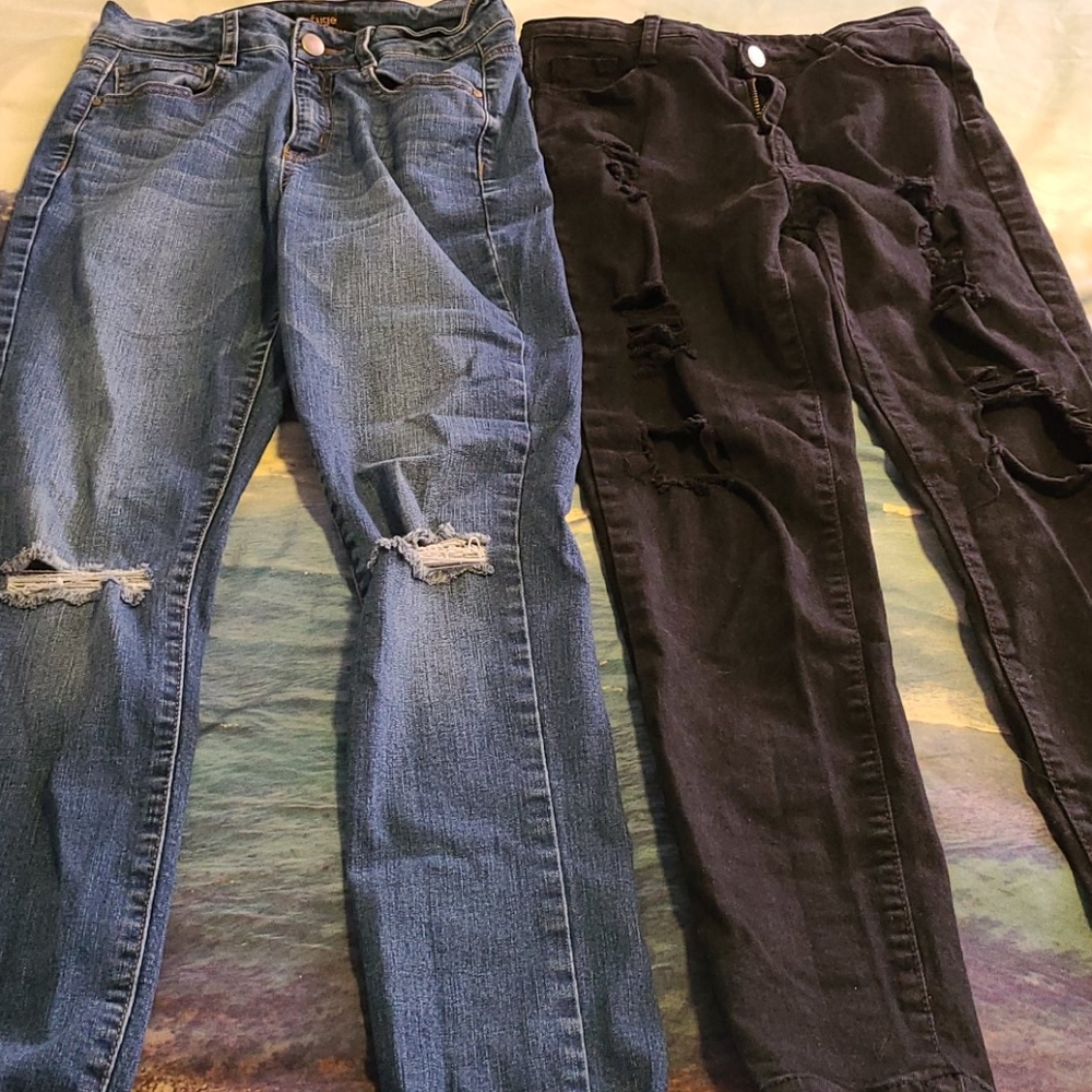 Refuge Size 2 + Shein Size S Jeans Women's 2 Pairs